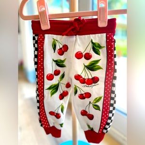 Dolce & Gabbana cherry print joggers / sweatpants size 6-9 months